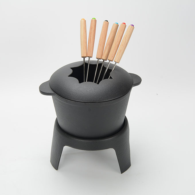 Żeliwny garnek do fondue