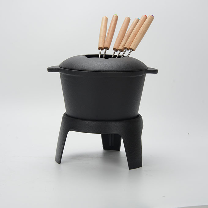 Żeliwny garnek do fondue