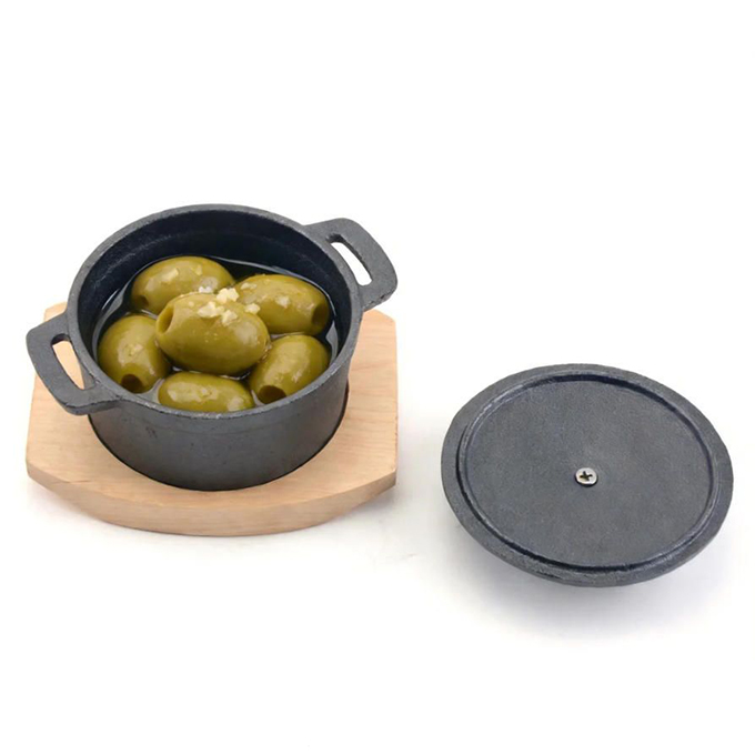Żeliwny mini piekarnik holenderski