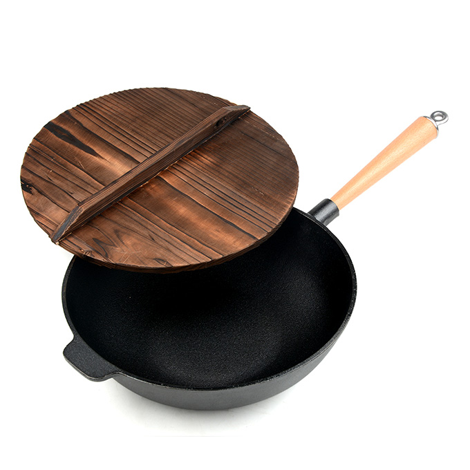 Wok z pojedynczego uchwytu, 31 cm, wstępnie sezonowany, żeliwny